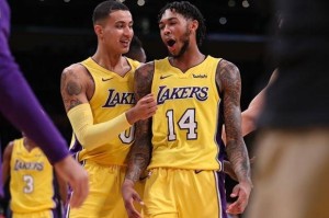  步行者哈利伯顿单场25助攻创队史纪录  