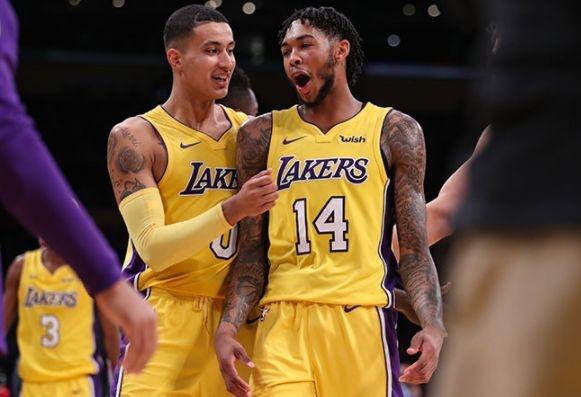  步行者哈利伯顿单场25助攻创队史纪录  